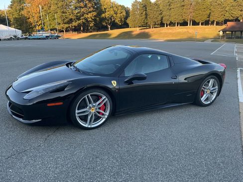 Used 2013 Ferrari 458 Spider image 23