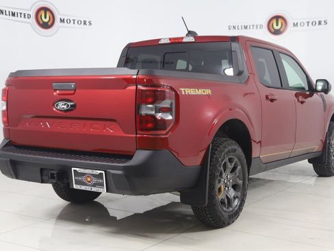 Used 2025 Ford Maverick Tremor image 3