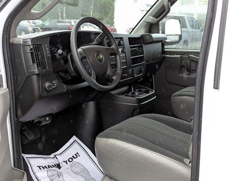 Certified 2025 Chevrolet Express 2500 w/ Driver Convenience Package RWD image 7