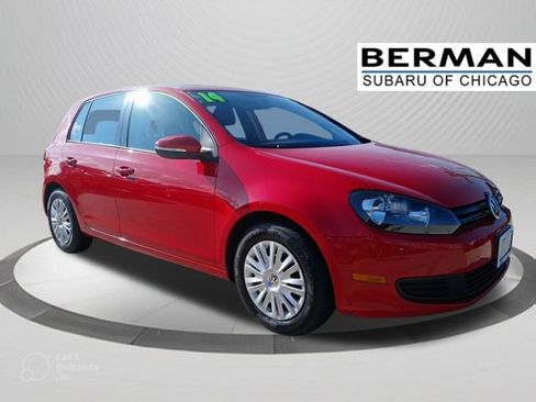 Used 2014 Volkswagen Golf 4-Door FWD image 2