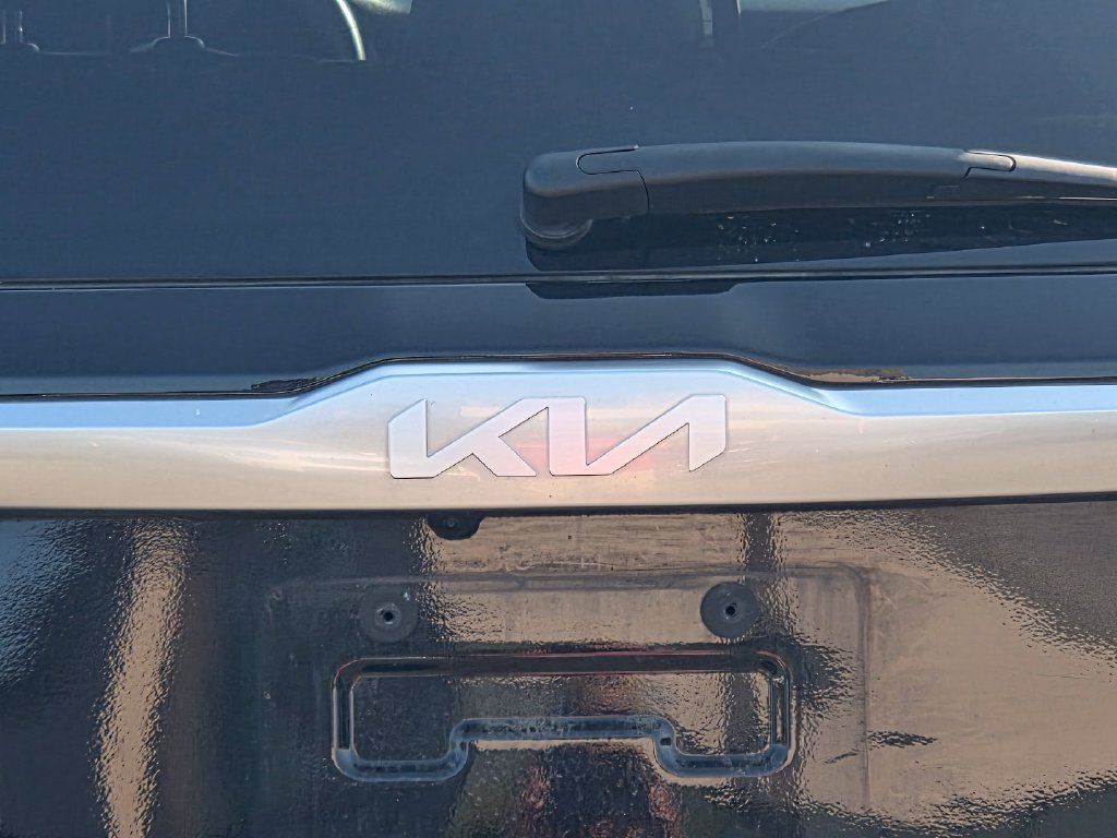 Used 2023 Kia Seltos SX w/ SX Sunroof Package AWD/4WD image 34