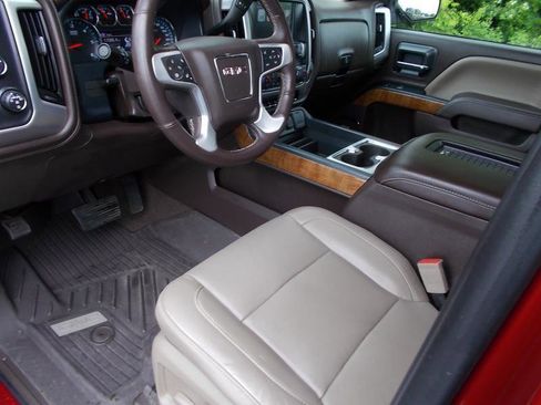 Used 2018 GMC Sierra 1500 SLT AWD/4WD image 28