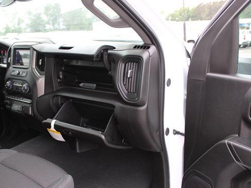 Used 2025 Chevrolet Silverado 2500 W/T w/ WT/CX Safety Package AWD/4WD image 40