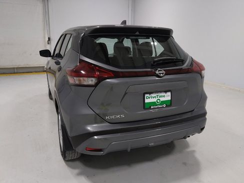 Used 2022 Nissan Kicks S w/ Interior Electronics Package image 6