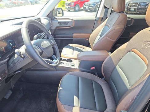 Used 2025 Ford Bronco Sport Outer Banks w/ Outer Banks Tech Package+ AWD/4WD image 5