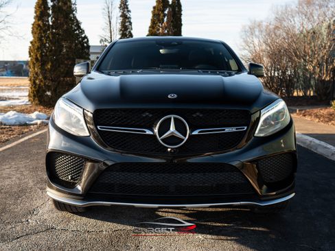 Used 2018 Mercedes-Benz GLE 43 AMG 4MATIC w/ Parking Assist Package image 2