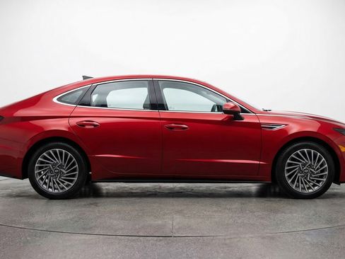 Used 2025 Hyundai Sonata SEL FWD image 11