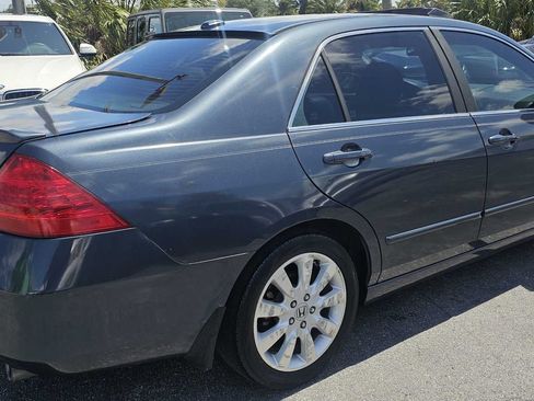 Used 2007 Honda Accord EX image 16