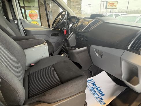 Used 2016 Ford Transit 250 130 Low Roof image 21