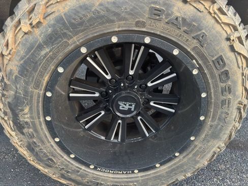 Used 2020 Chevrolet Silverado 2500 LTZ w/ LTZ Premium Package image 6