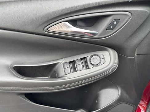 Used 2024 Buick Encore GX Preferred FWD image 10