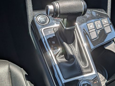 Certified 2023 Kia Sportage EX AWD/4WD image 24