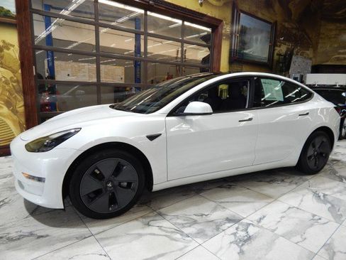 Used 2022 Tesla Model 3 Long Range image 7