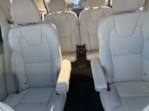 New 2026 Volvo XC90 B6 Ultra w/ Protection Package Premier AWD/4WD image 36