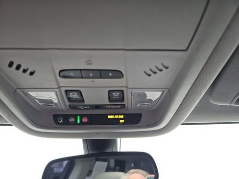 Used 2017 GMC Acadia SLT image 43