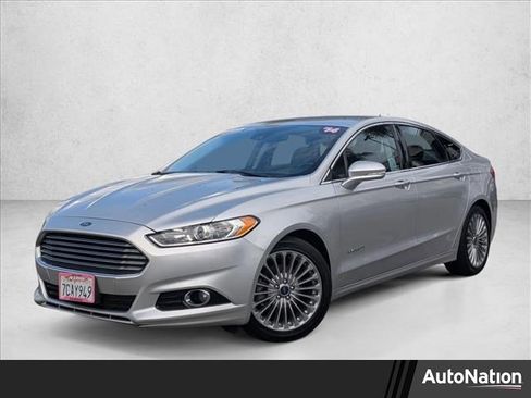 Used 2014 Ford Fusion Titanium image 1