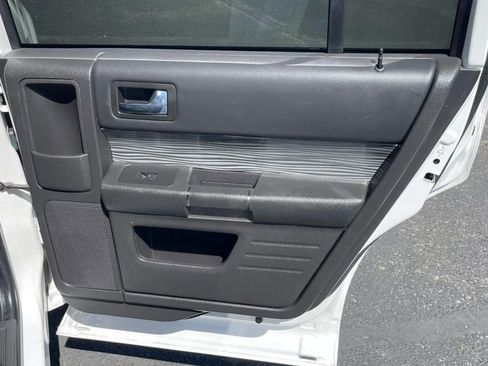 Used 2018 Ford Flex SEL w/ Equipment Group 202A image 32