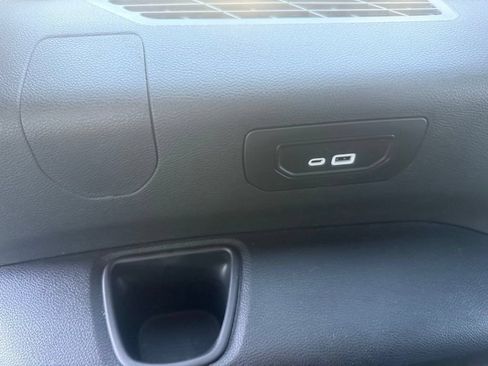 Used 2024 Jeep Grand Cherokee L Altitude AWD/4WD image 62