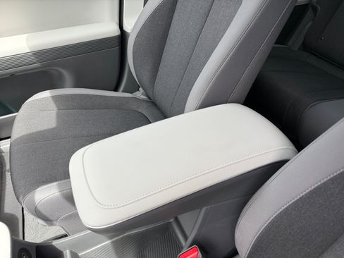 Certified 2024 Hyundai Ioniq 5 SE RWD image 14