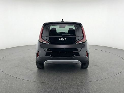 Used 2025 Kia Soul LX w/ LX Technology Package image 7