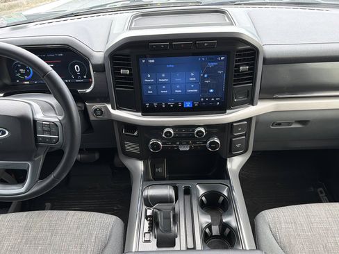 Used 2023 Ford F150 Lightning XLT AWD/4WD image 15