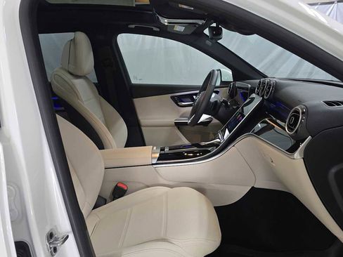 Used 2026 Mercedes-Benz GLC 300 4MATIC image 10