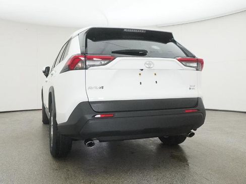 Certified 2025 Toyota RAV4 XLE image 60