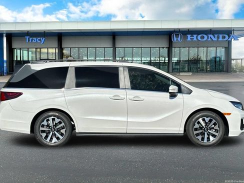 Used 2026 Honda Odyssey EX-L image 4