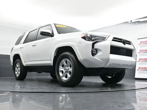 Used 2021 Toyota 4Runner SR5 image 25