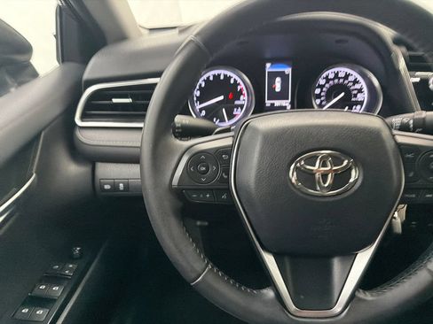 Used 2018 Toyota Camry SE FWD image 22