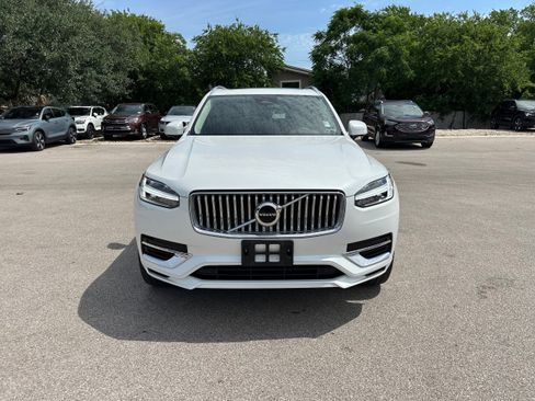 Certified 2023 Volvo XC90 T8 Core image 8
