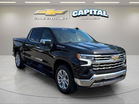 Used 2024 Chevrolet Silverado 1500 LTZ AWD/4WD image 7