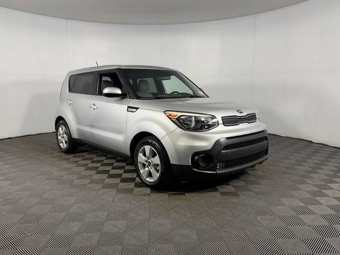 Used 2019 Kia Soul FWD image 4