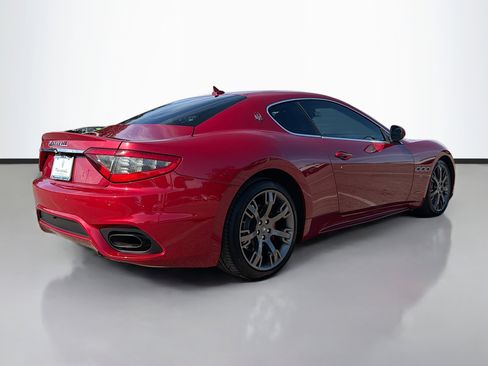 Used 2018 Maserati GranTurismo Sport image 3