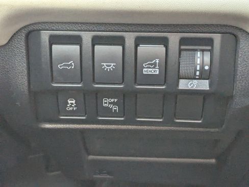 Used 2020 Subaru Ascent Touring image 21