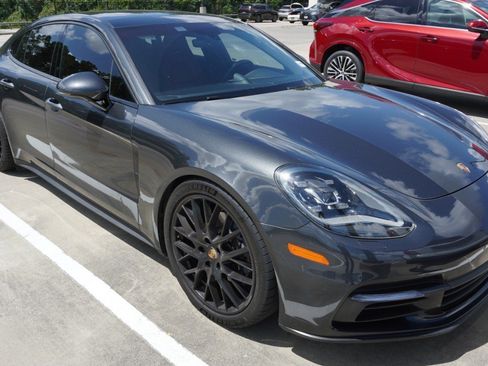 Used 2018 Porsche Panamera 4 AWD/4WD image 3