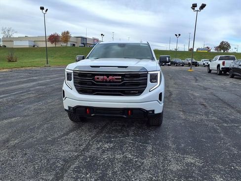 Used 2023 GMC Sierra 1500 AT4 w/ AT4 Premium Package image 30