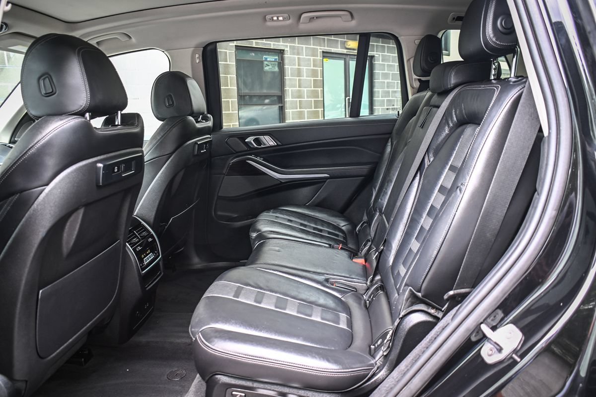 Used 2020 BMW X7 xDrive40i w/ Premium Package AWD/4WD image 13