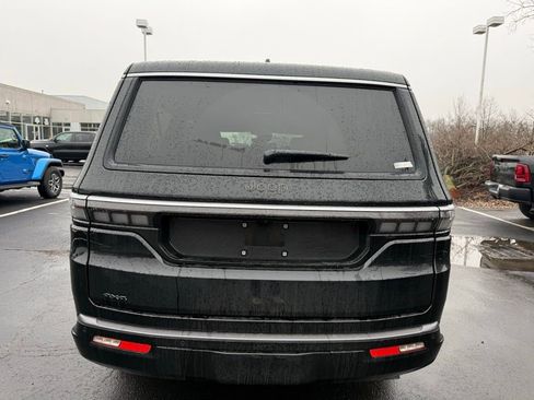 New 2026 Jeep Grand Wagoneer L 4WD w/ Premium Group I image 4