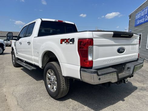 Used 2019 Ford F250 Lariat w/ Lariat Ultimate Package AWD/4WD image 9