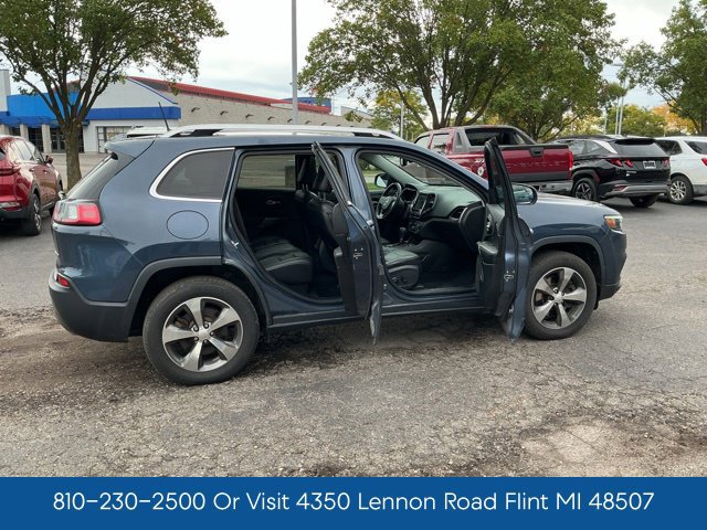 Used 2019 Jeep Cherokee Limited AWD/4WD image 10