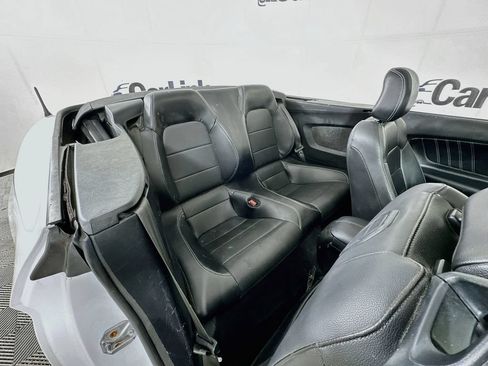 Used 2021 Ford Mustang Premium RWD image 30