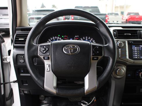 Used 2019 Toyota 4Runner SR5 image 9