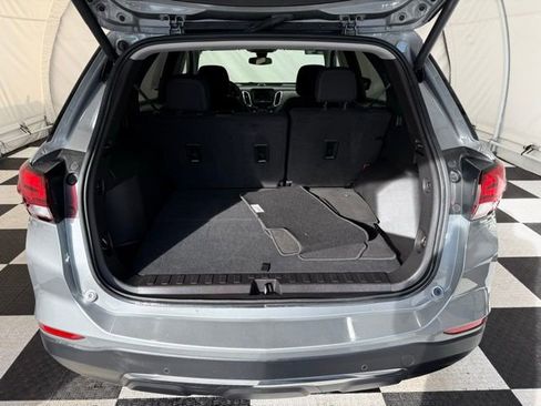 Used 2024 Chevrolet Equinox LT image 4