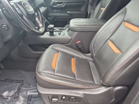 Used 2023 GMC Sierra 1500 AT4 w/ AT4 Premium Package AWD/4WD image 12