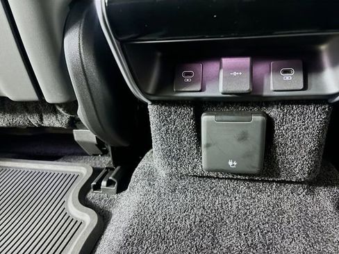Used 2023 Land Rover Range Rover SE AWD/4WD image 27