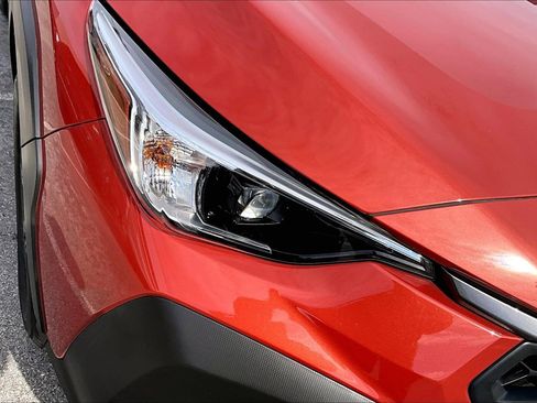 Used 2024 Subaru Crosstrek 2.0i Premium w/ Crosstrek Mirror Package image 31