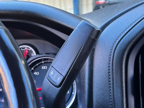 Used 2020 Chevrolet Silverado 1500 LT w/ All-Star Edition image 19