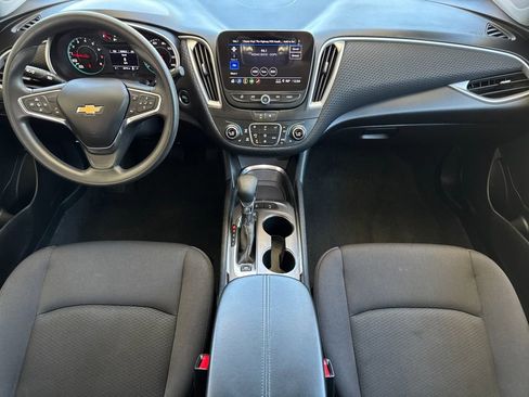 Used 2024 Chevrolet Malibu LT FWD image 14
