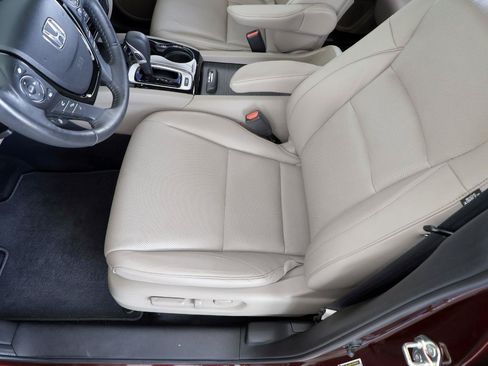 Used 2017 Honda Ridgeline RTL-E image 42